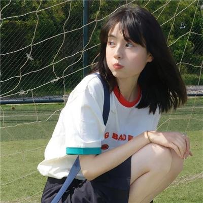 女机械人