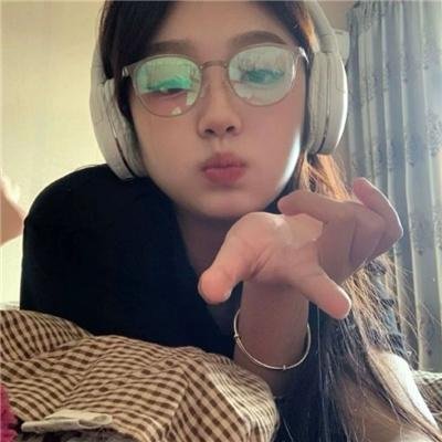 薇若妮卡想不开